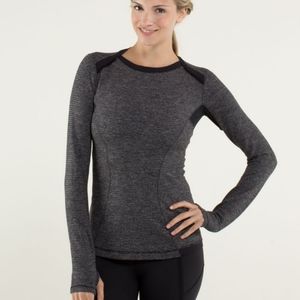 Lululemon Base Runner Long sleeve size 6